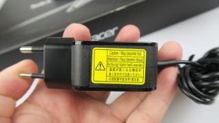 Acer Switch 3: Baterie - Câteva filme, câteva ore de muncă, suficiente aş zice