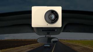 Camera video auto Xiaomi Smart Vehicle Camera costă sub 150 lei la TomTop! Avem și alte două produse Xiaomi cu prețuri atractive!