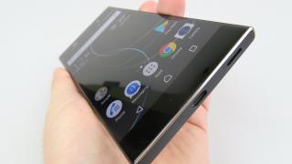 Sony Xperia XA1 Ultra: Baterie peste capacitatea oferită pe hârtie