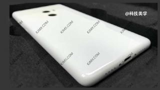 Presupusul panou spate destinat lui Xiaomi Mi Mix 2 apare într-o fotografie