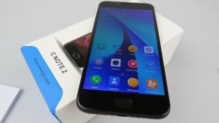 UMIDIGI C Note 2 Unboxing: midranger de 5.5 inch clasic, cu accesorii binevenite (Video)