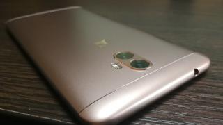 Allview X4 Soul Xtreme: Design masiv, dar solid