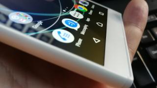 Sony Xperia L1: Conectivitate destul de modernă, fără "gremlini"