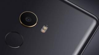 Xiaomi Chiron apare în GFXBench cu display de 5.6 inch și procesor Snapdragon 835; ar putea fi o variantă compactă a lui Mi Mix 2