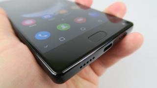 Bluboo S1: Multimedia cu bas bun şi volum peste Galaxy S8