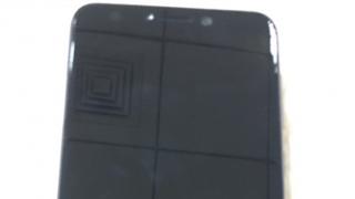Oppo MIX va fi un nou telefon cu display 18:9; îl vedem astăzi într-o presupusă fotografie și listat în GeekBench