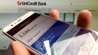 Prezentare noua aplicație UniCredit Mobile Banking: interfață nouă și intuitivă, extra securitate pentru plăți (Video)