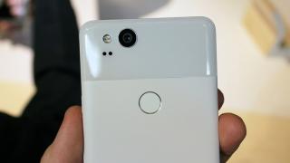 Turul Magazinelor #298: Ofertă specială Buyback la televizoare, Pixel 2 listat la vânzare în România, căşti Sennheiser la reducere