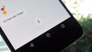 Google Assistant sună acum mai natural, datorită unei evoluţii în machine learning