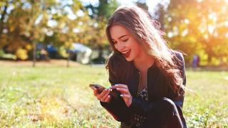 Orange România anunță lansarea serviciului Chat Messages disponibil pentru utilizatorii Android Messages