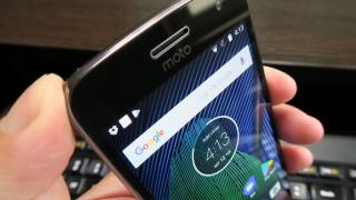 Motorola Moto G5 Plus: Sunetul vine prin earpiece, volum bunicel