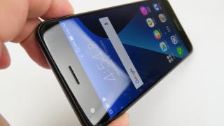 ASUS ZenFone 4 (ZE554KL): Multimedia duală, stereo, volum peste Galaxy S8