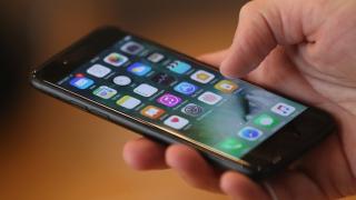 Felicitări Apple! iPhone 7 se vinde mai bine decât iPhone 8