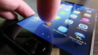 ASUS ZenFone 4 (ZE554KL): Benchmark-uri la nivel de flagship de 2015