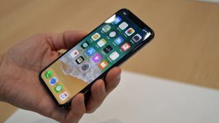 Turul Magazinelor #314: iPhone X la precomandă în România, căști AirPods la reducere și Samsung Galaxy S8 la ofertă