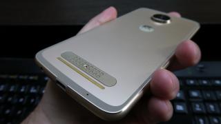 Motorola Moto Z2 Play: Hardware cu upgrade, dar şi downgrade