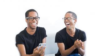 iPhone X poate fi deblocat dacă ai un frate geamăn