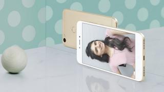 Xiaomi Redmi Y1 debutează pe piața din India; vine cu o cameră selfie de 16 mpx și costă 140 dolari