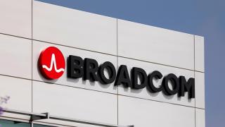 Broadcom își prezintă intențiile de achiziție a gigantului Qualcomm pentru suma de 100 miliarde de dolari