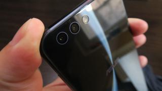 ASUS ZenFone 4 (ZE554KL): Cameră mai bună decât la ZenFone 3, dar nu la înălţime de flagship
