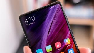 Amazon Spania livrează şi în România; Xiaomi Mi Mix 2 costă doar 2.478 lei cu tot cu transport