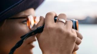 Inelul smart Oura Ring ajunge la cea de-a doua generație; costă cât un telefon mid-range
