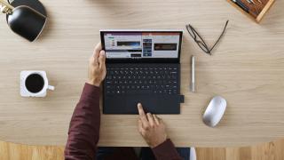 HP Envy x2 este un laptop 2 în 1 Windows on ARM, se bazează pe un chipset-ul Snapdragon 835, iar bateria sa promite 20 ore autonomie