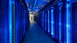 Rusia preia controlul asupra serviciilor cloud deținute de Apple, Google și alte companii printr-un presupus hack