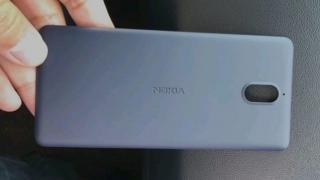 Nokia 1 apare în câteva fotografii reale cu o carcasă din policarbonat; adoptă platforma Android Go
