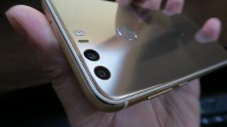 Honor 8 ar putea rămâne blocat la Android Nougat; oficialii din India spun că telefonul nu este compatibil cu Oreo