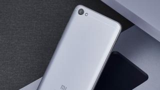 Xiaomi Redmi Note 5A are un super preț pe Lightinthebox.com; vine cu ecran de 5.5 inch și 2 GB RAM