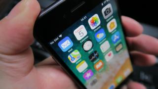 Apple iPhone 8: Conectivitate modernă, viteze ridicate
