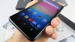 Allview V3 Viper Unboxing: primul telefon Allview cu Android 8.0 Oreo şi cu Dual Whatsapp e aici (Video)