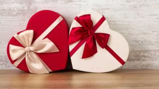 Valentine's Day vine cu reduceri pentru îndrăgostiți - Iată lista magazinelor ce organizează asemenea campanii