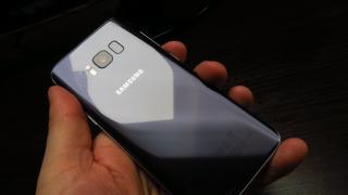 [UPDATE: Iată motivul sistării] Samsung oprește distribuirea lui Oreo pe Galaxy S8 și S8+; Se lucrează la o altă versiune aparent