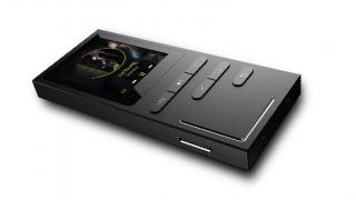 Best C18 este un MP3 player ce redă fișiere APE și FLAC; Costă 15.74 euro și are rol și de reportofon