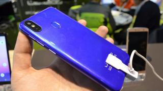 MWC 2018: Leagoo S9 prezentare hands-on - clona iPhone X care parcă măreşte decupajul de ecran în stil iPhone X (Video)