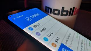 Samsung Galaxy S9+: Benchmark-uri zmeieşti în universul Android, nu mușcă însă din măr