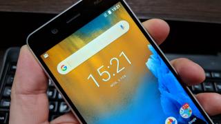 Nokia 5: Display luminos, de calitate, culori cam reci