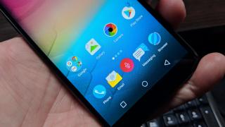 Allview V3 Viper: Display viu colorat şi luminos, doar HD+