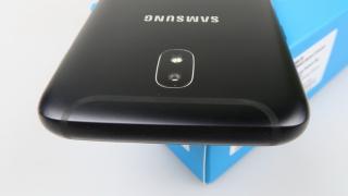 Samsung înregistrează denumirile Galaxy J3 Orbit și Galaxy J7 Crown în SUA