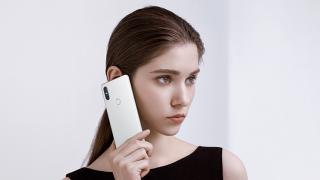 Xiaomi Mi Mix 2s este acum oficial! Se livrează cu procesor Snapdragon 845 și până la 8 GB RAM