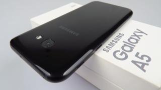 Samsung Galaxy A5 (2017) este actualizat la Android Oreo în aceste momente