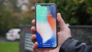 Vânzările lui Apple iPhone X scad, dar cumpărătorii sunt foarte încântaţi de achiziţie, arată studiile