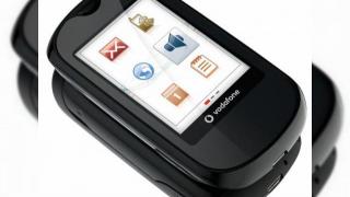 Vodafone Romania lanseaza cel mai ieftin telefon cu ecran touch, Vodafone 541