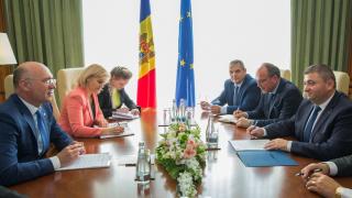 Punte de roaming peste Prut: România şi Moldova discută despre eliminarea roaming-ului între cele două ţări
