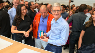 iPhone X este cel mai bine vândut smartphone din luna martie, câteva surprize în top 5 şi top 10