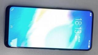 Vivo NEX va sosi în 3 variante până la urmă, conform unei certificări din China