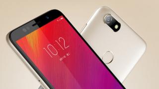 Lenovo lansează telefoanele K5 Note, Lenovo A5 şi ceasul Watch X la Beijing