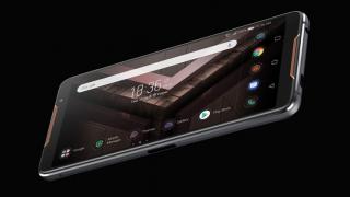 Smartphone-ul de gaming ASUS ROG Phone era cât pe ce să aibă 10 GB RAM